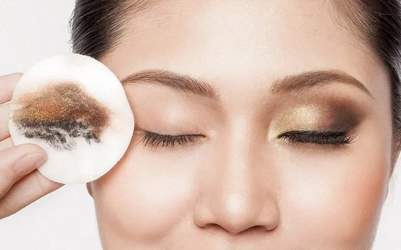 Tẩy trang (Makeup Removal)