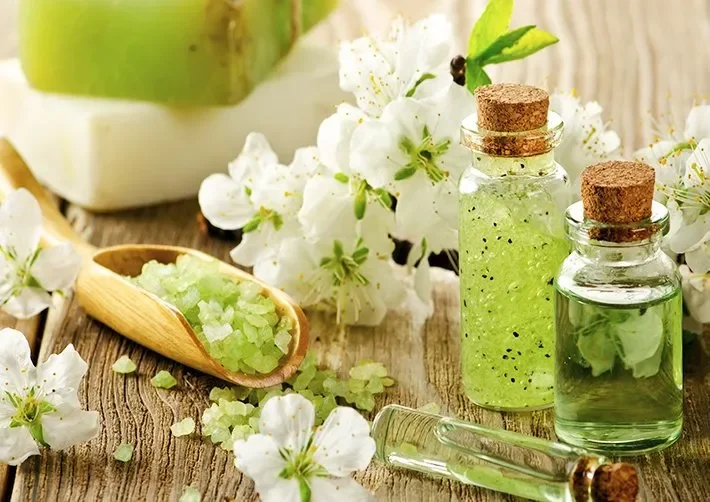 Mỹ Phẩm Thiên Nhiên Có Thật Sự Tốt Cho Da Không?