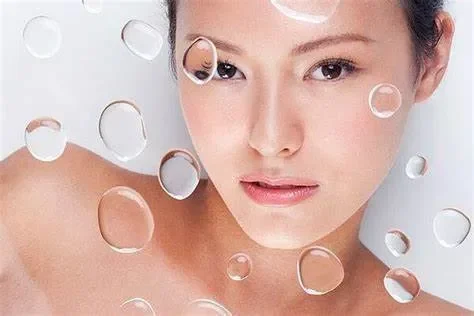 "Bí Quyết Vàng" Sử Dụng Dầu Dưỡng Da Để Cấp Ẩm Sâu